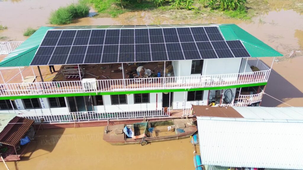 điện mặt trời 30kw cho nhà hàng nổi