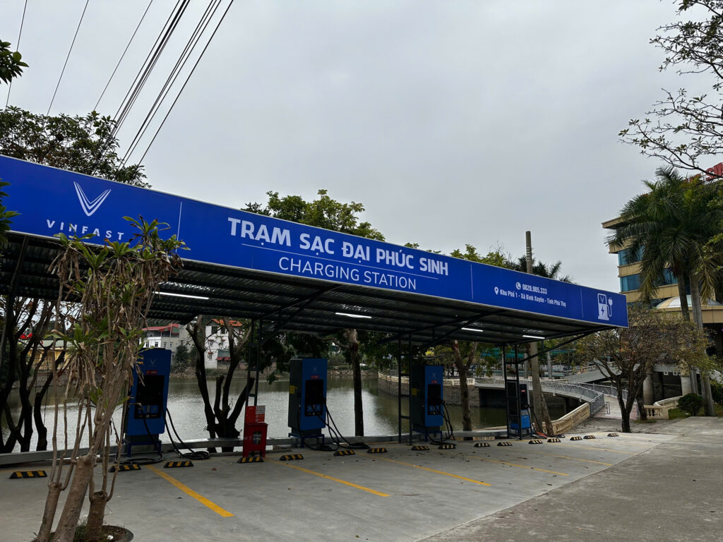 trạm sạc ô tô điện