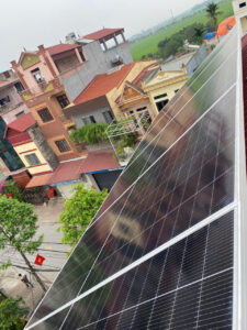 So sánh Sunpro Vina và các đơn vị lắp điện mặt trời tại Phú Thọ: Nên chọn ai?