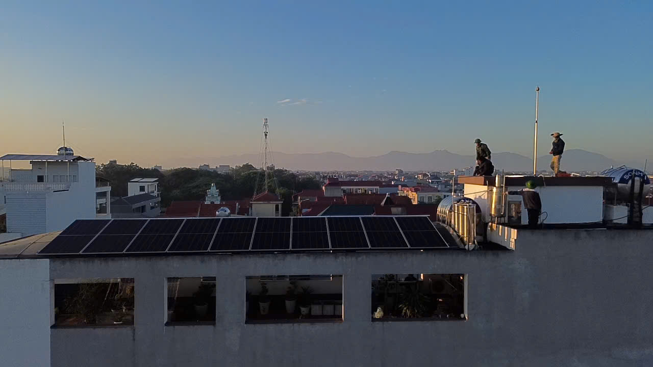Thi công lắp đặt điện mặt trời