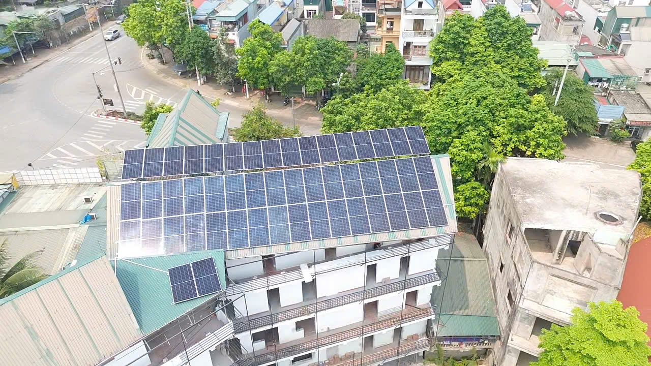 Điện mặt trời là gì?