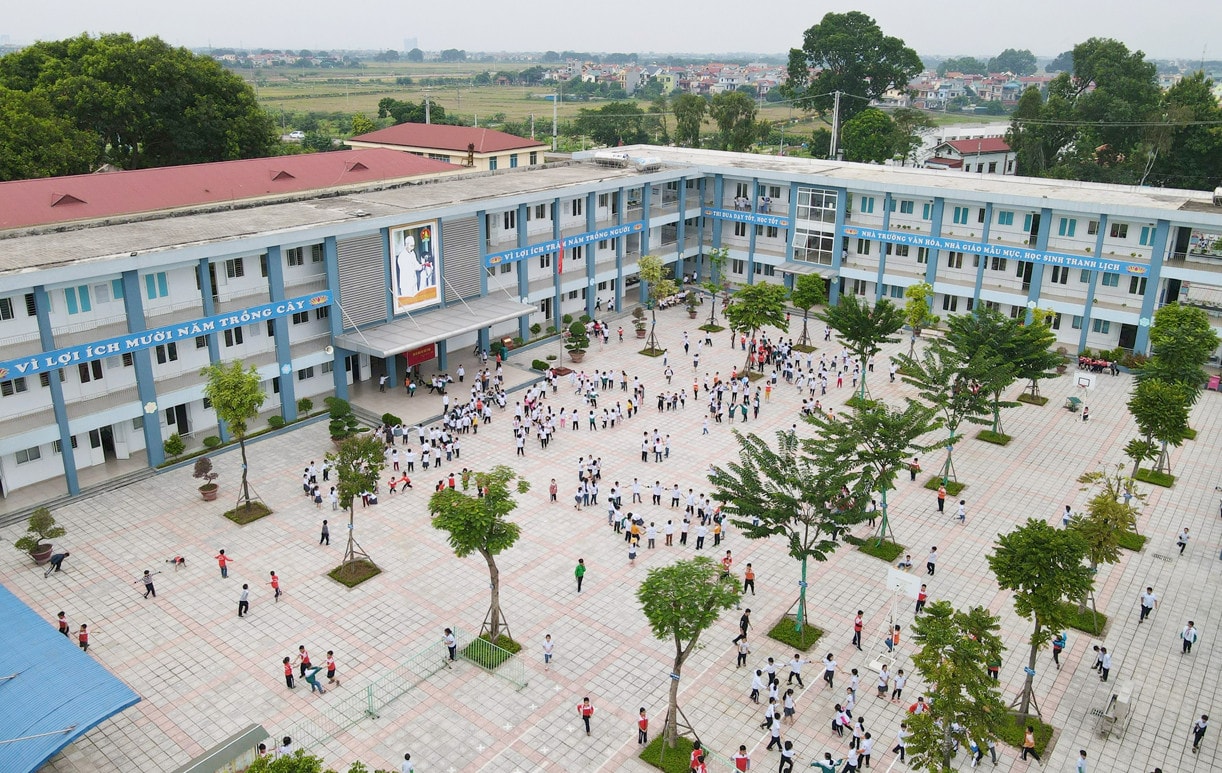 Vì sao trường học nên lắp điện mặt trời?