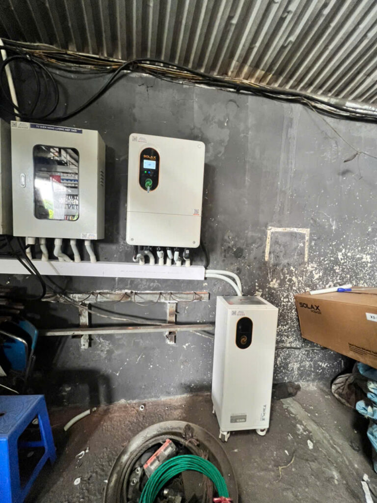 Giá mua điện mặt trời của EVN
