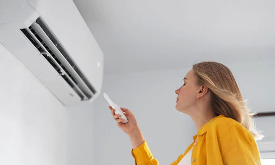 Điện mặt trời có chạy điều hòa vào ban đêm được không?