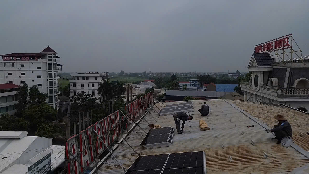 Đấu nối pin mặt trời