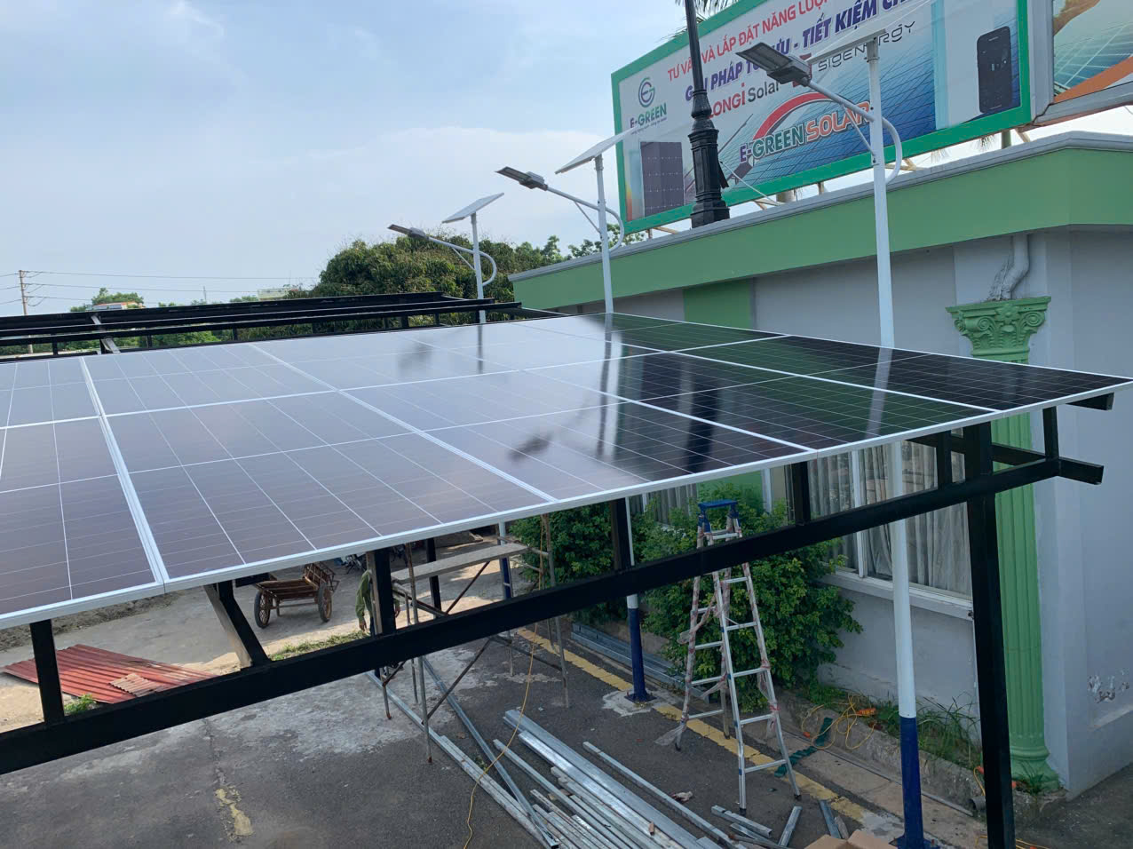 Những mô hình điện mặt trời sản xuất phổ biến