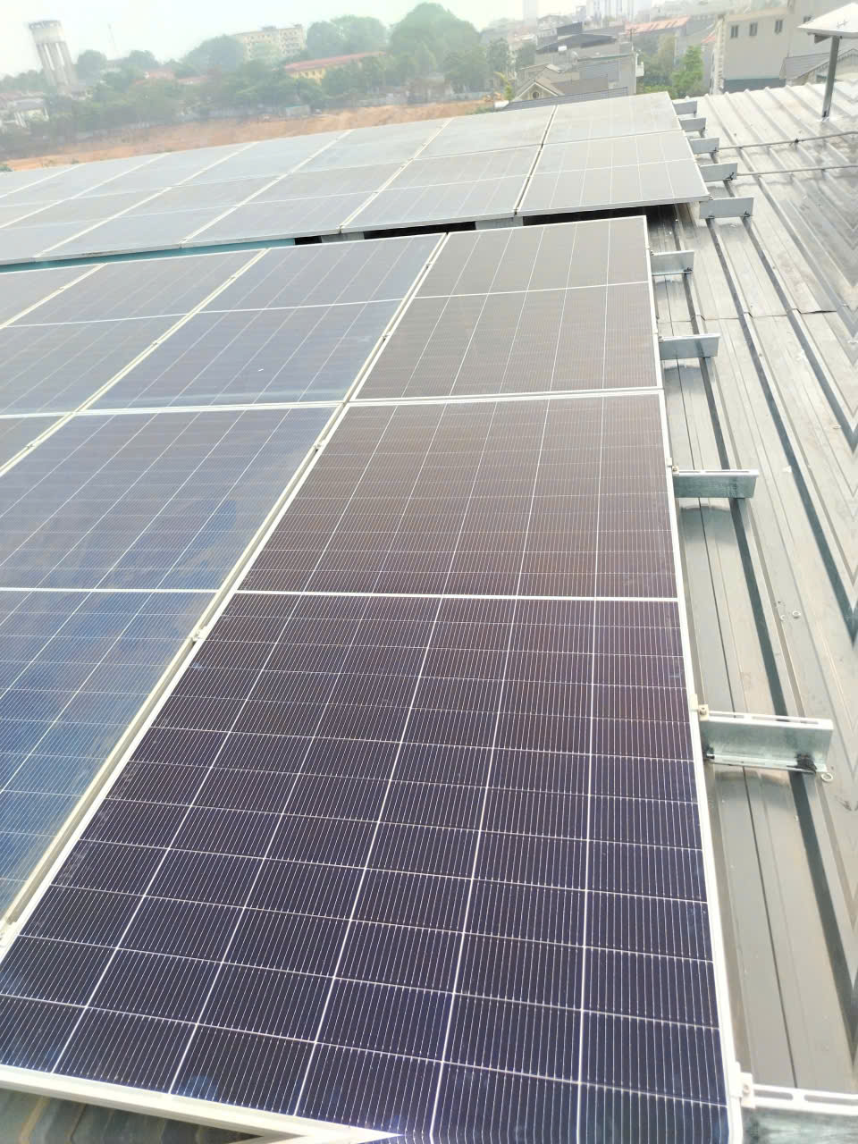 Quy trình bảo dưỡng pin năng lượng mặt trời tại Sunpro Vina