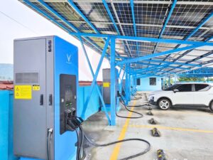 Điện mặt trời cho trạm sạc xe điện
